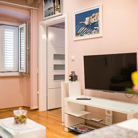 Maris Apartman *