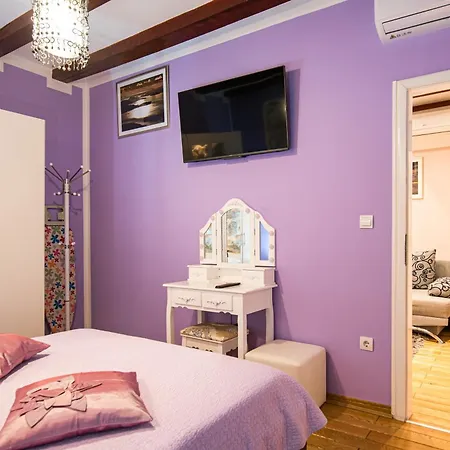 公寓 马里斯公寓 *